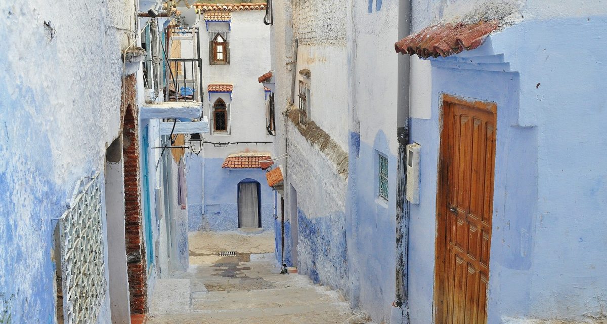 alley g9cad77b4a 1920 pv6u2zt9l7o40akzoz17tznqb788o5foc0onzof0n4 - Chefchaouen Day Trip From Fes